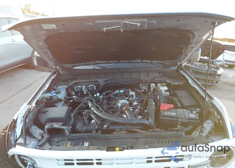 2024 Ford Bronco Black Diamond z USA, uszkodzony, nr VIN 1FMEE1BP4RLA75606